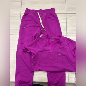 Figs Women's Purple Jolt set L